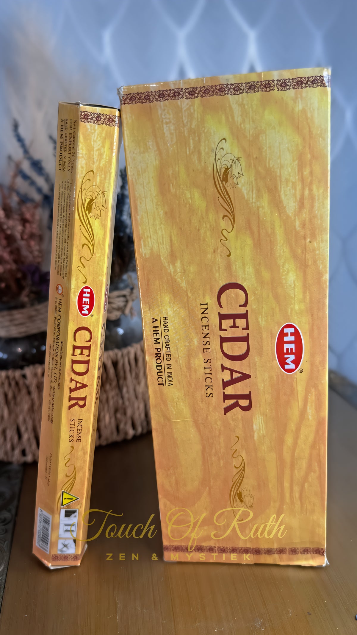 HEM Cedar